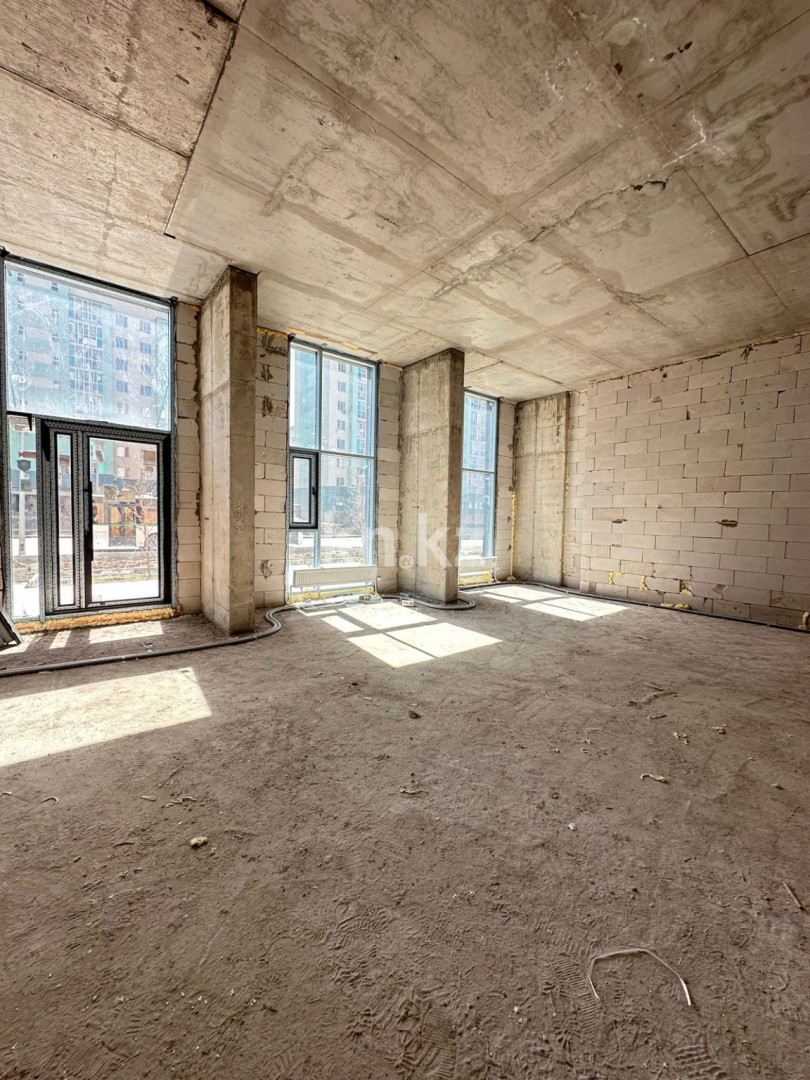 Продажа , 118 м², ул. Молдагалиева, дом  1 в Астане