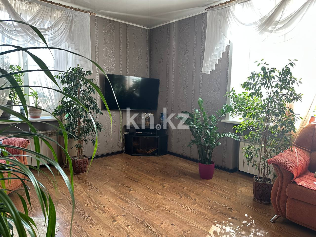 Продажа 3-комнатной квартиры, 86 м² - Продажа трехкомнатных квартир в Усть-Каменогорске фото 2 из 21