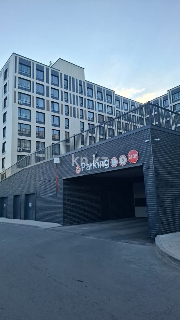 Продажа 3-комнатной квартиры, 82 м² в Караганде