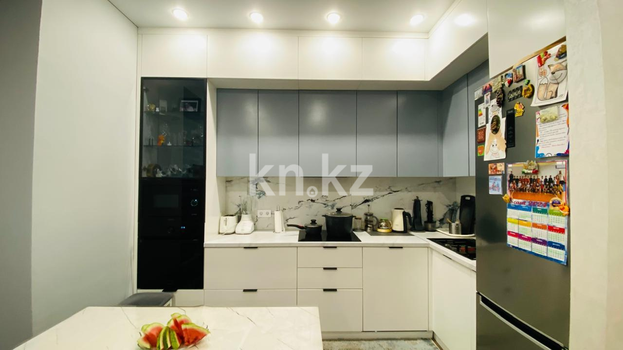 Продажа 3-комнатной квартиры, 80 м², ул. Ашимова, дом  21 в Караганде - фото 4