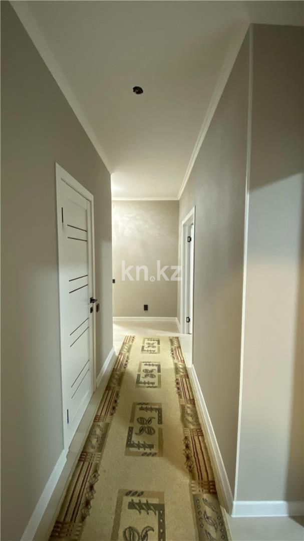 Продажа 2-комнатной квартиры, 60 м², ул. Баглановой в Астане - фото 11