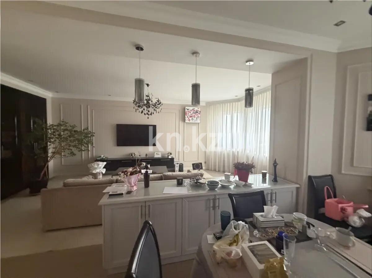 Продажа 2-комнатной квартиры, 70 м² в Алматы - фото 2