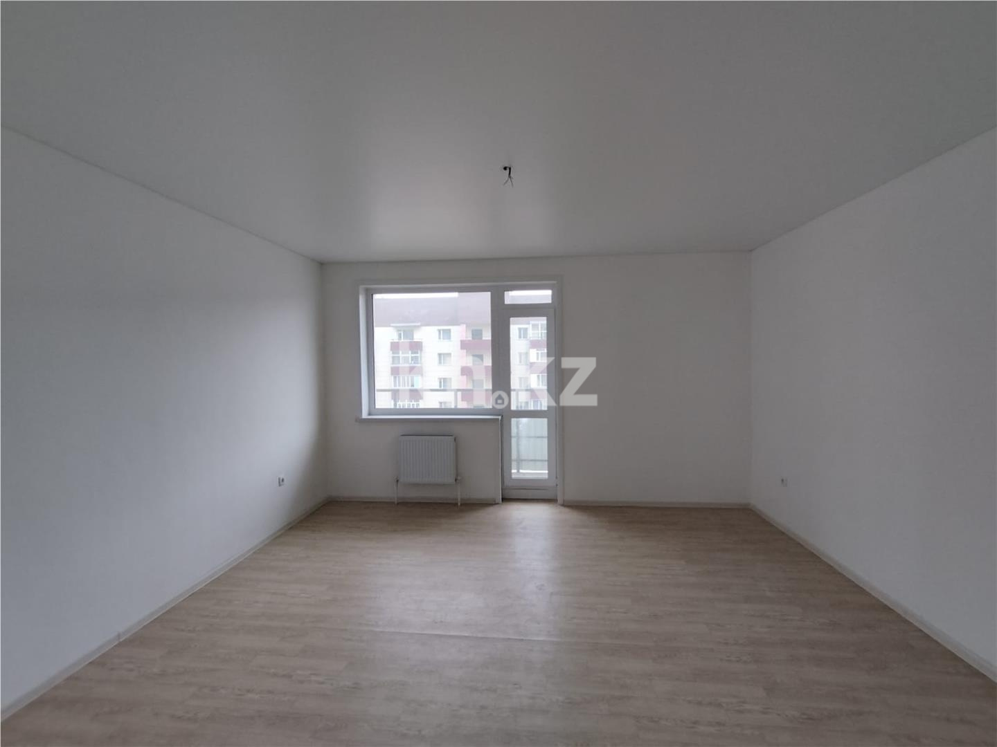 Продажа 3-комнатной квартиры, 101 м², пр. Республики, дом  1/4 - Продажа  трехкомнатных квартир в Караганде фото 2 из 13