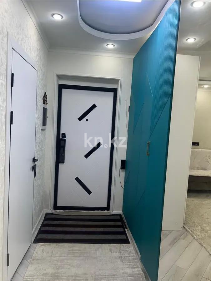 Продажа 3-комнатной квартиры, 71 м², ул. Толе би, дом  285/8 в Алматы - фото 2