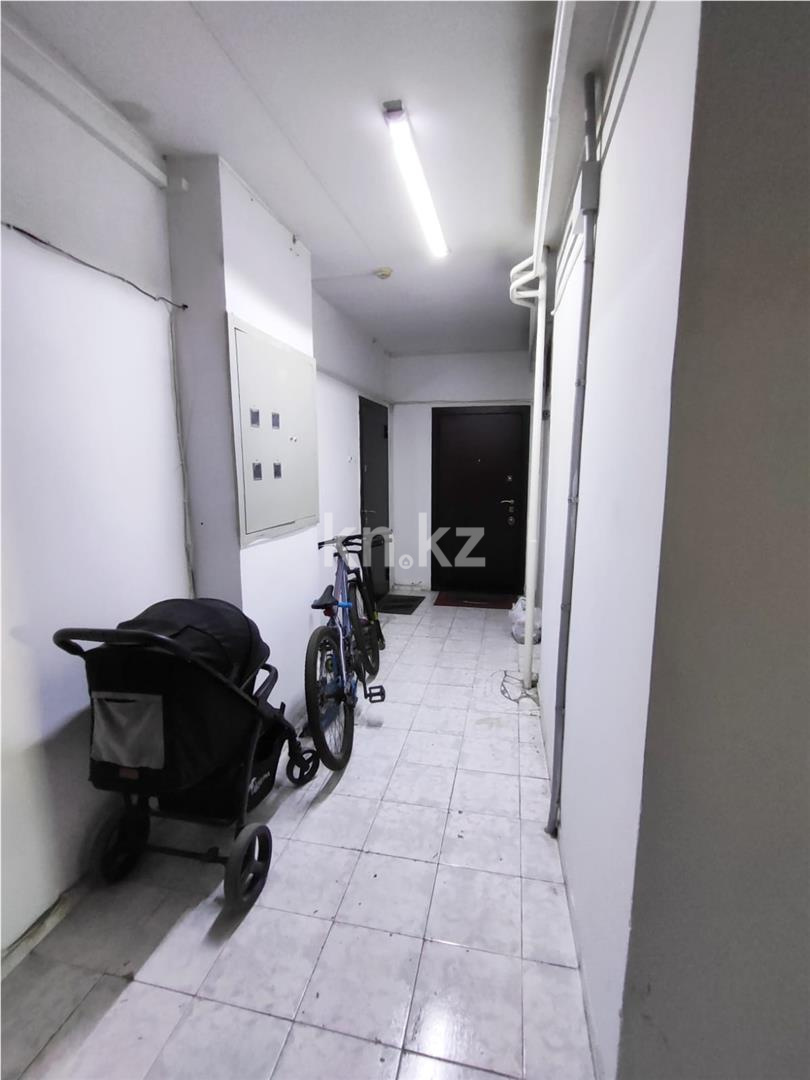 Продажа 3-комнатной квартиры, 90 м², пр. Шахтеров в Караганде - фото 12