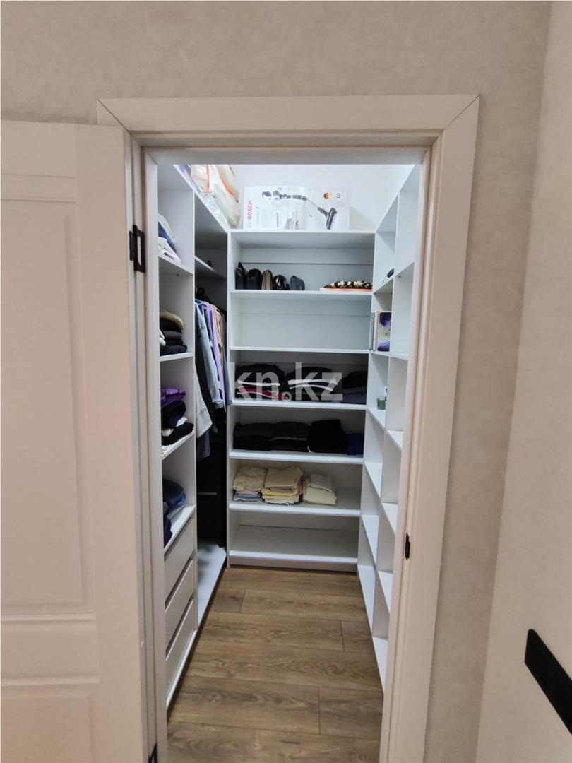 Продажа 3-комнатной квартиры, 95 м², ул. Муканова - Продажа квартир в Караганде фото 5 из 14