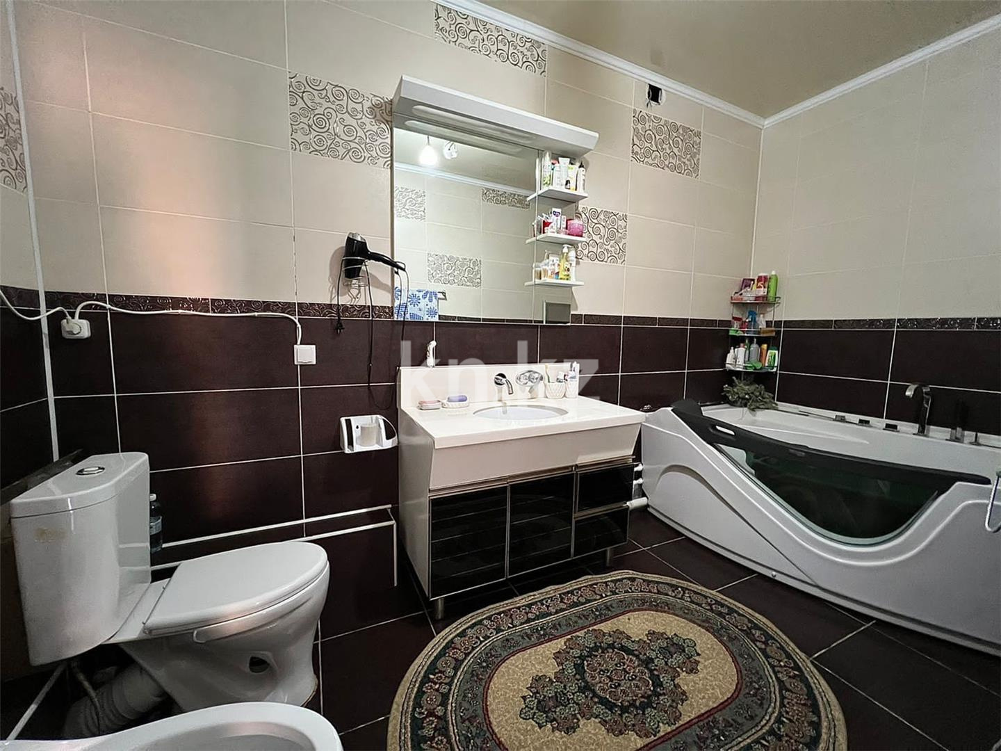 Продажа 4-комнатной квартиры, 202 м², ул. Таттимбета - Продажа квартир в Караганде с фото фото 16 из 21