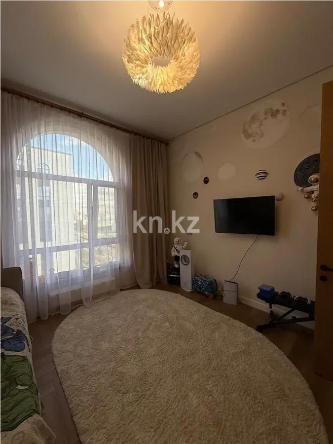 Продажа 4-комнатной квартиры, 106 м², ул. Рыскулова, дом  1 в Астане - фото 2