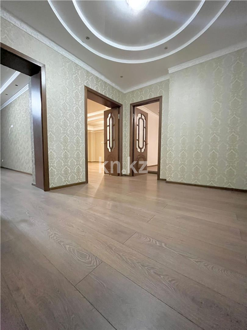 Продажа 3-комнатной квартиры, 100 м², пр. Шахтеров в Караганде - фото 14