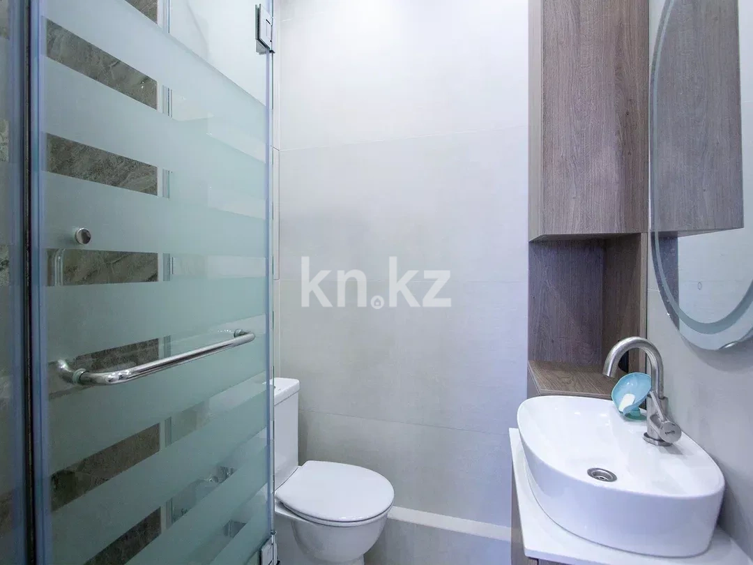 Продажа 4-комнатной квартиры, 131.9 м² в Алматы - фото 17