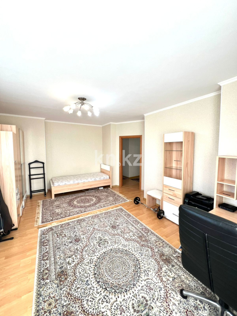 Продажа 5-комнатной квартиры, 200 м², пр. Абая, дом  45/2 - Республики - Продажа  пятикомнатных квартир в Астане фото 10 из 24