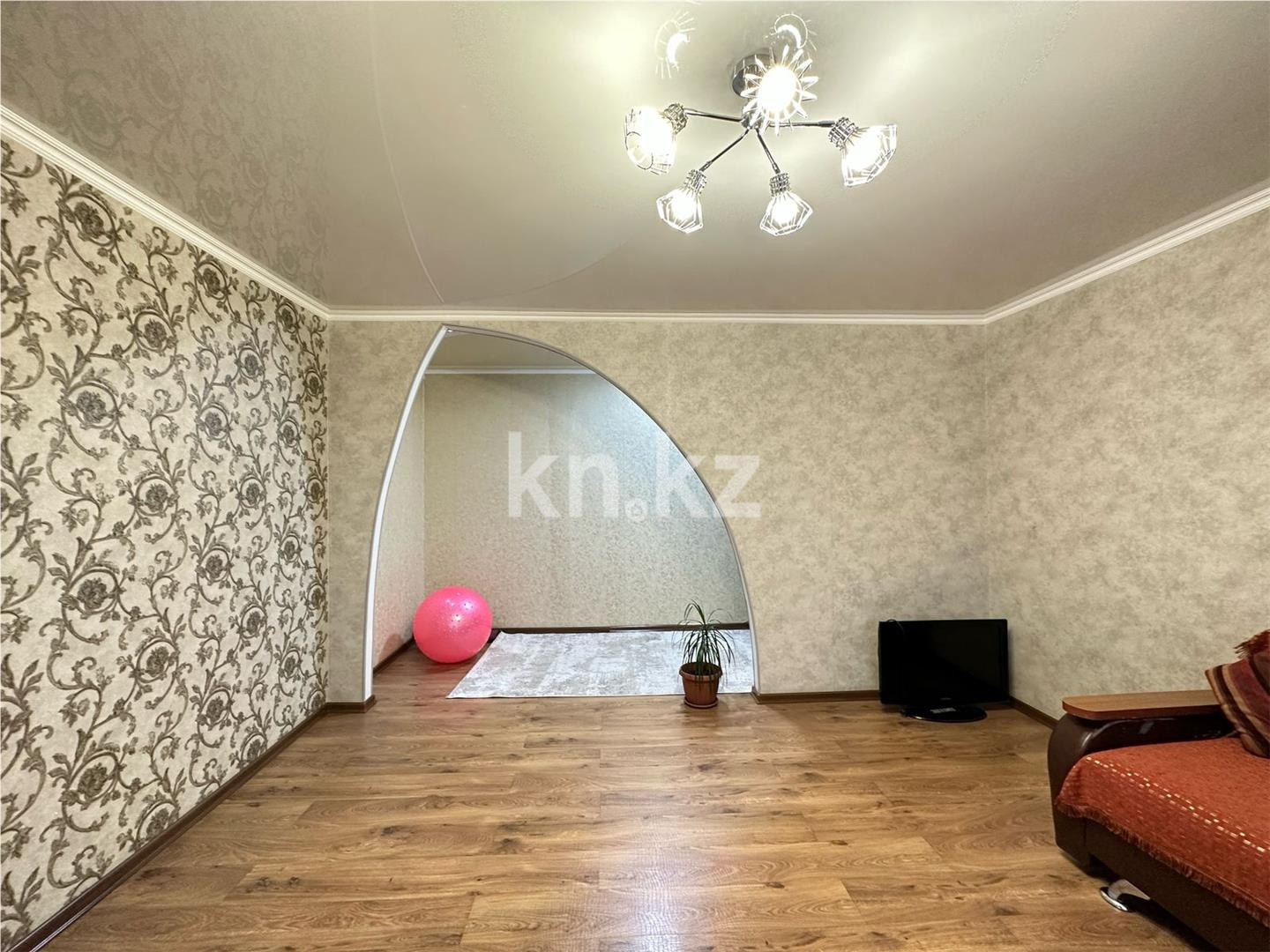 Продажа 2-комнатной квартиры, 58 м², ул. Ермекова - Продажа квартир в Караганде фото 3 из 11