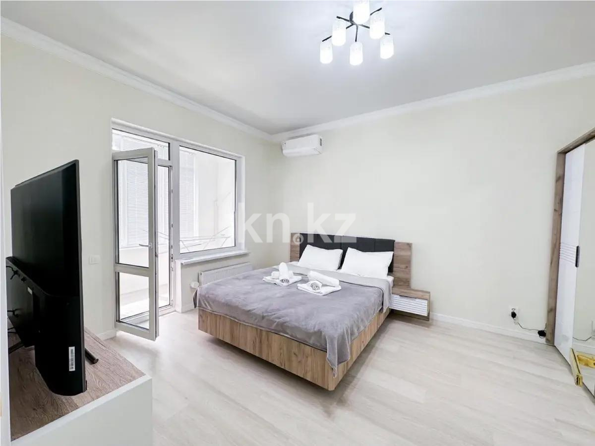 Продажа 1-комнатной квартиры, 40 м², пр. Туран, дом  43/1 - Продажа  однокомнатных квартир в Астане без посредников фото 1 из 4