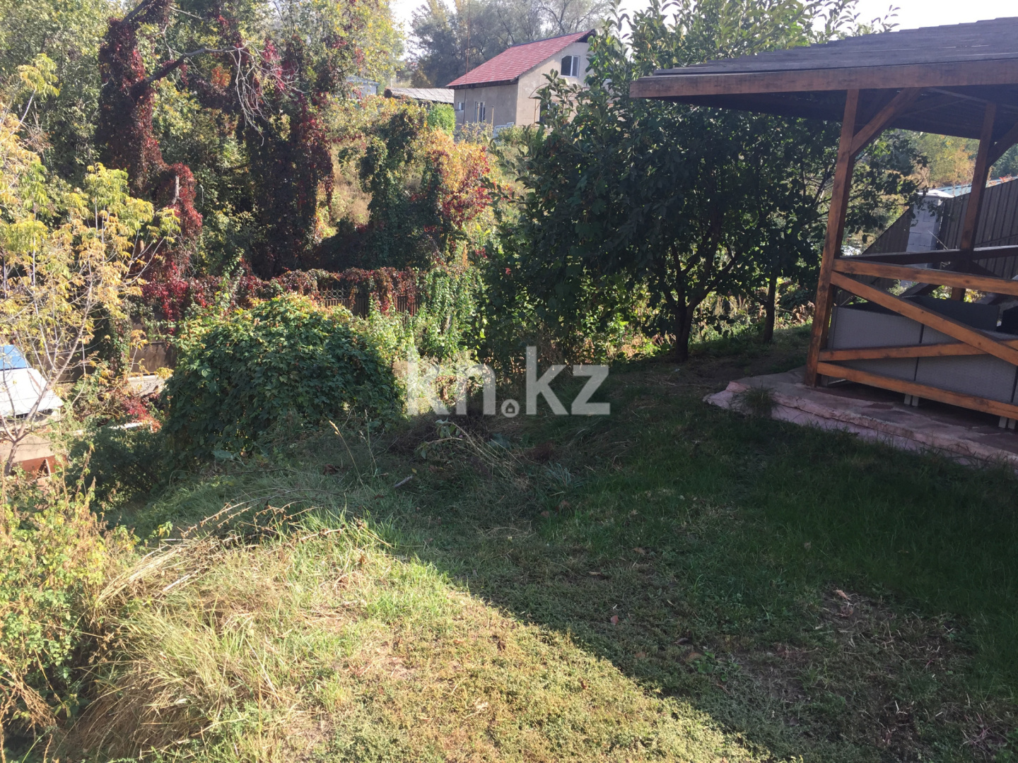 Продажа 6-комнатного дома, 240 м², ул. Есенберлина - Продажа домов, коттеджей в Алматы без посредников фото 4 из 33