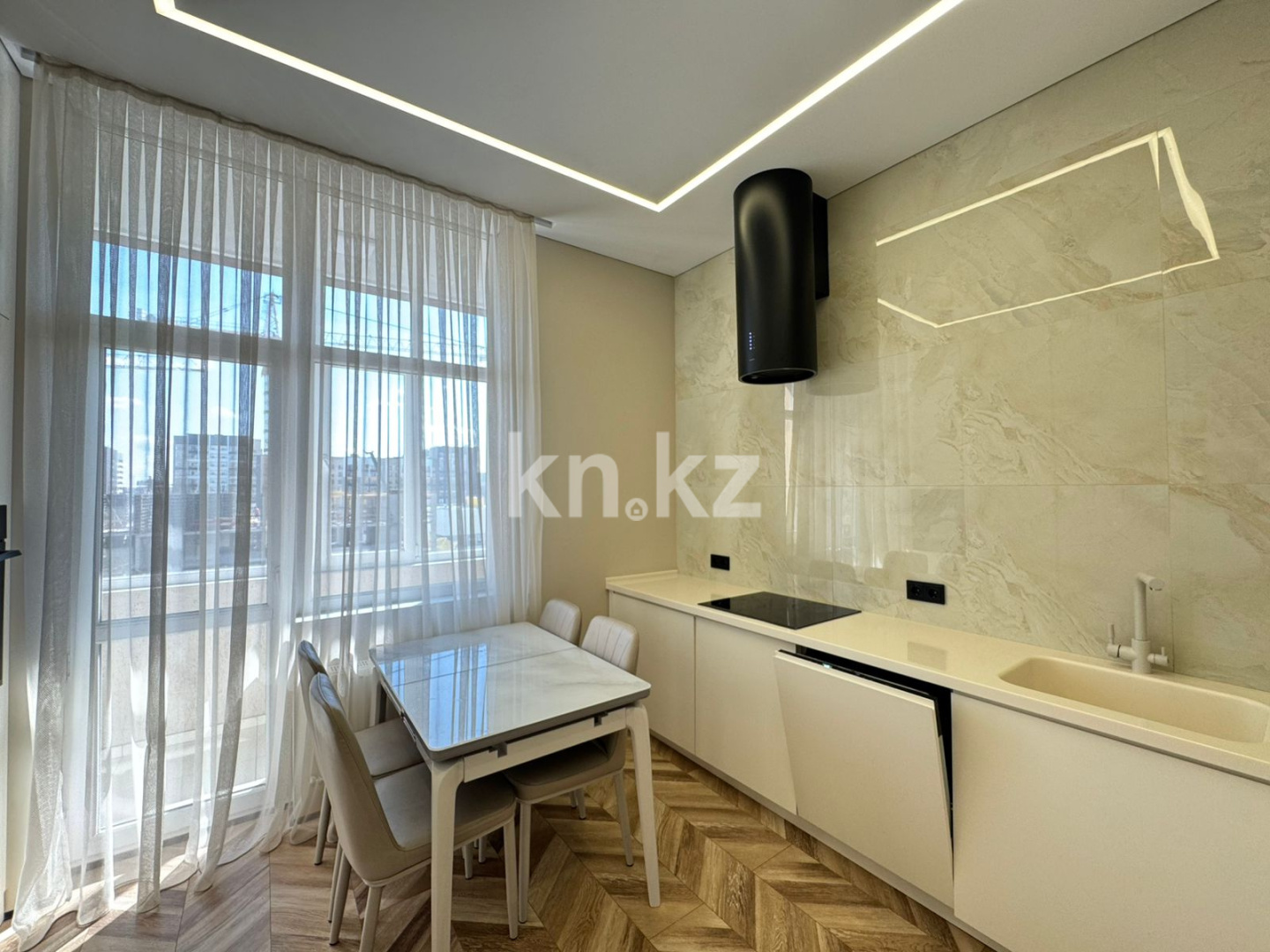 Продажа 3-комнатной квартиры, 91.5 м², пр. Туран, дом  52/5 - ул. Бухар жырау - Продажа  трехкомнатных квартир в новостройках Астаны с фото фото 1 из 36