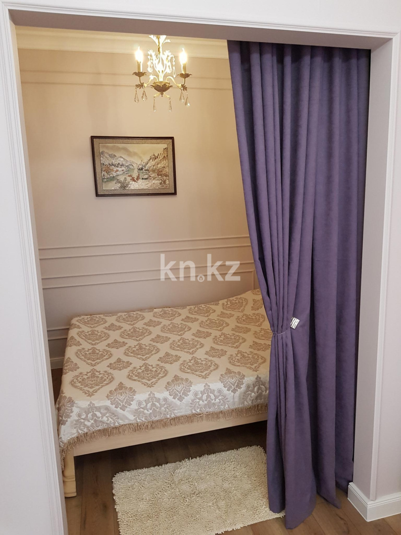 Аренда 1-комнатной квартиры посуточно, 40 м², пр. Шахтеров, дом  52б - Аренда квартир посуточно в Караганде с фото фото 11 из 19