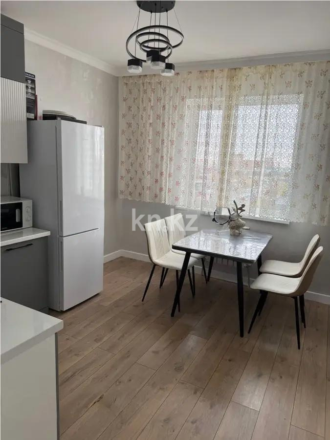 Продажа 1-комнатной квартиры, 40 м², пр. Богенбай батыра, дом  3б в Астане - фото 2