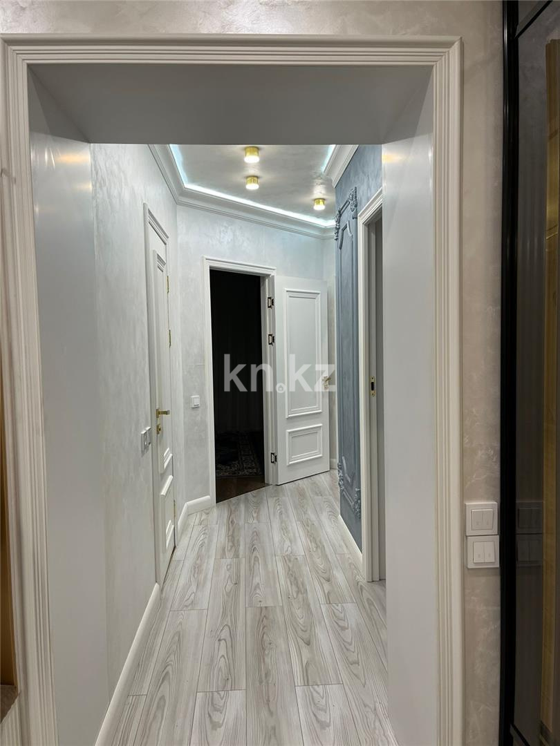 Продажа 4-комнатной квартиры, 106 м², ул. Дюсембекова в Караганде - фото 9