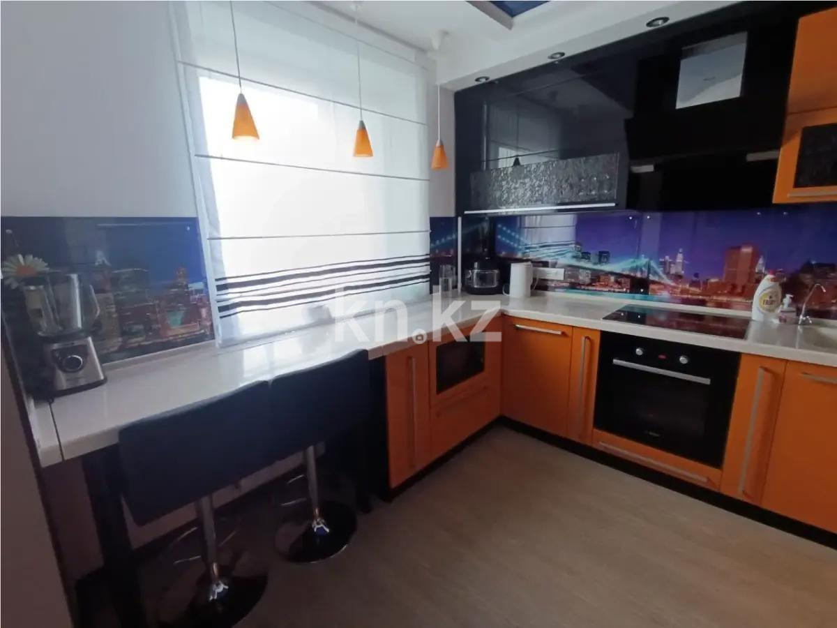 Продажа 5-комнатной квартиры, 100 м², ул. Таттимбета, дом  12 в Караганде - фото 6