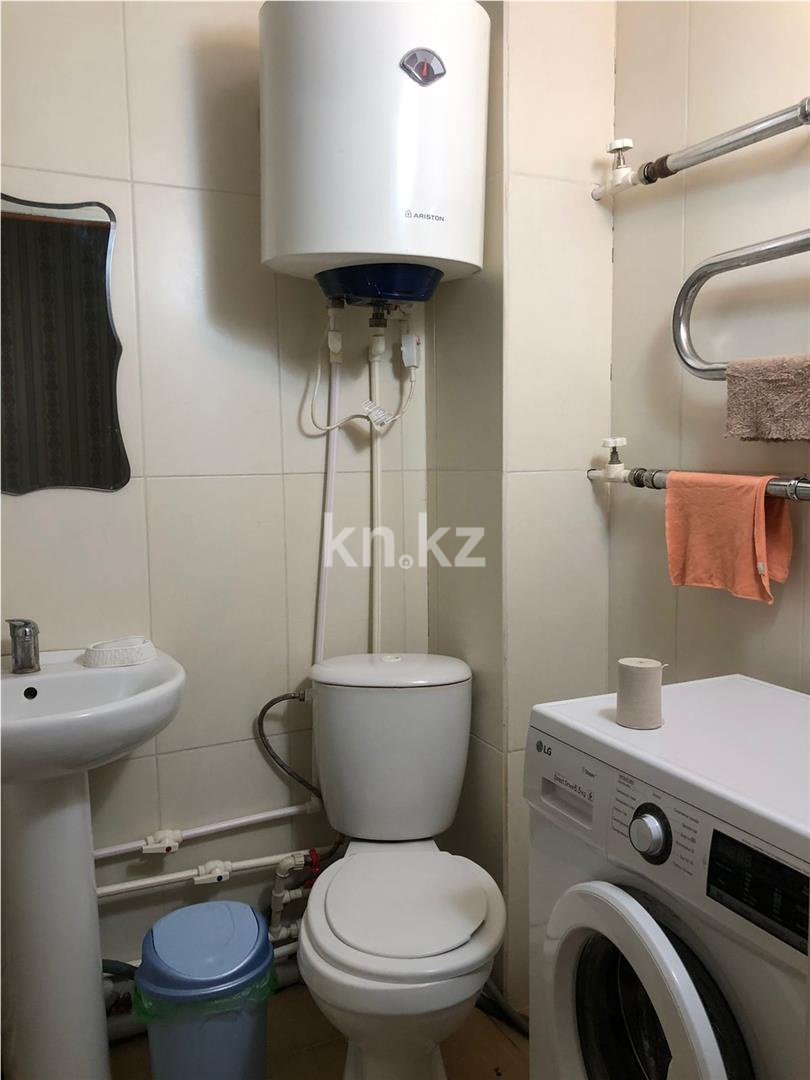 Продажа 2-комнатной квартиры, 44 м², ул. Сатыбалдина, дом  17 - Продажа  двухкомнатных квартир в Караганде фото 10 из 17