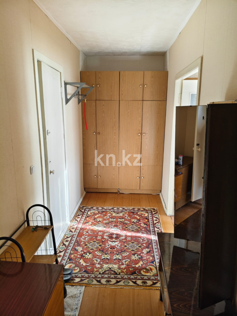 Аренда 1-комнатной квартиры, 41 м², ул. Таттимбета, дом  5 - Аренда  однокомнатных квартир помесячно в Караганде с фото фото 8 из 12