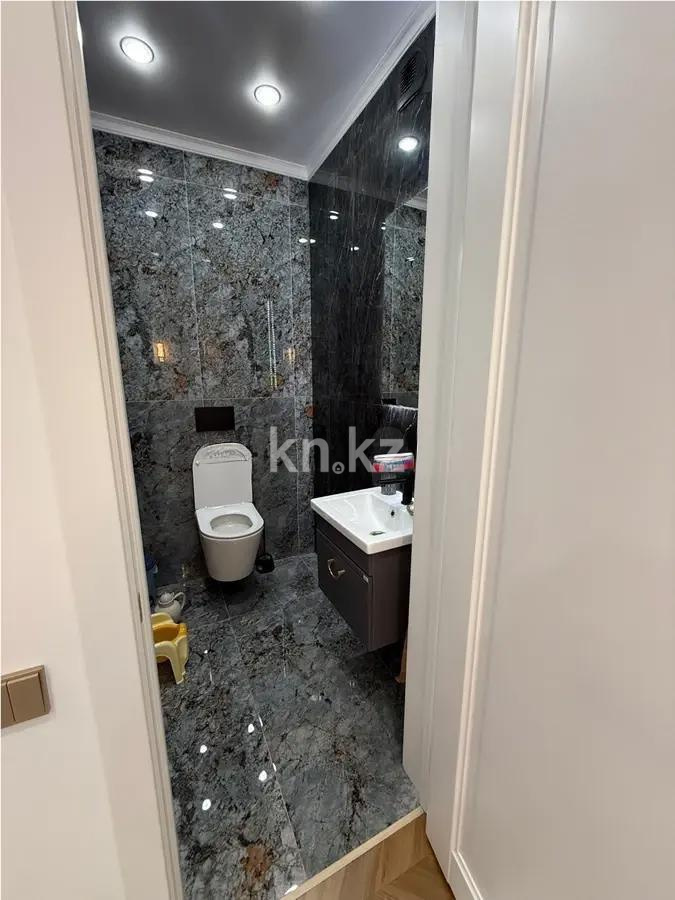 Продажа 4-комнатной квартиры, 105 м², ул. Сыганак, дом  13 в Астане - фото 6