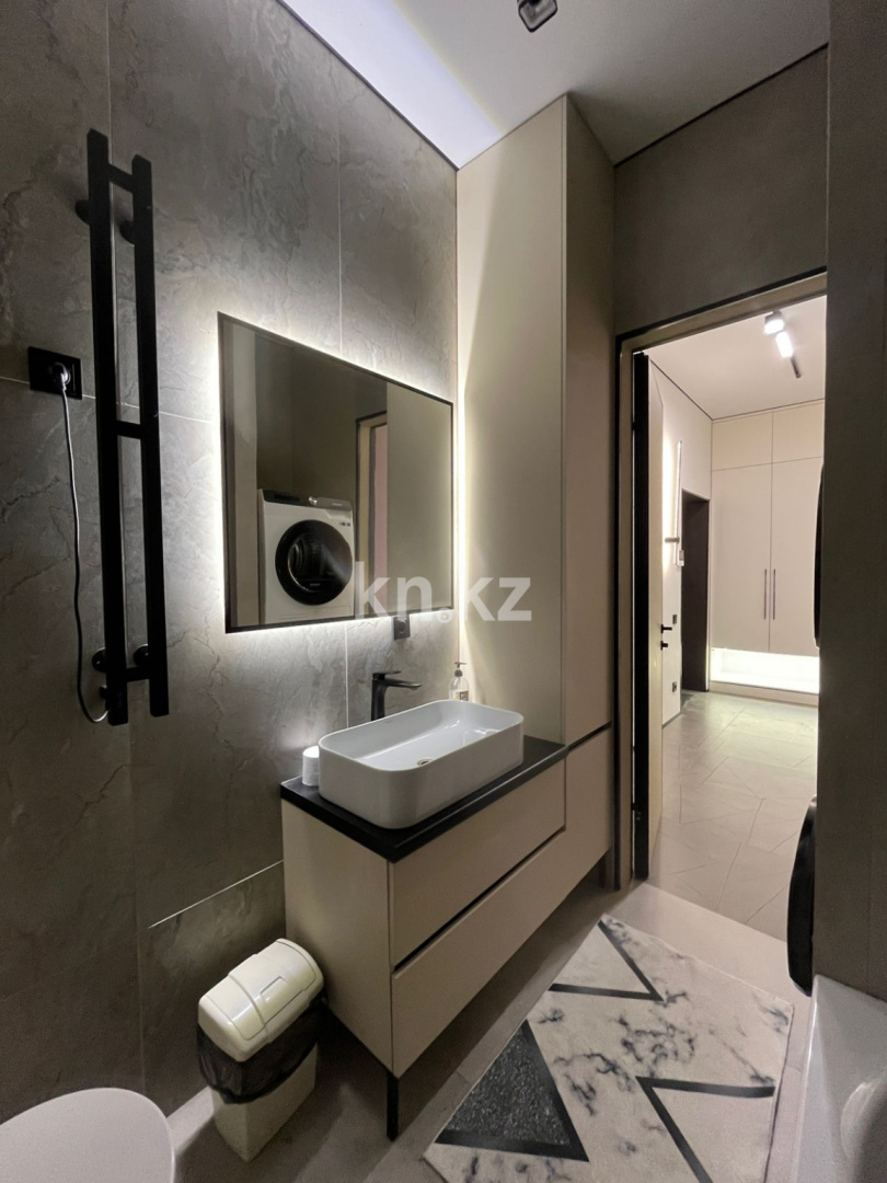 Продажа 2-комнатной квартиры, 47 м², ул. Букетова, дом  3/6 в Караганде - фото 8