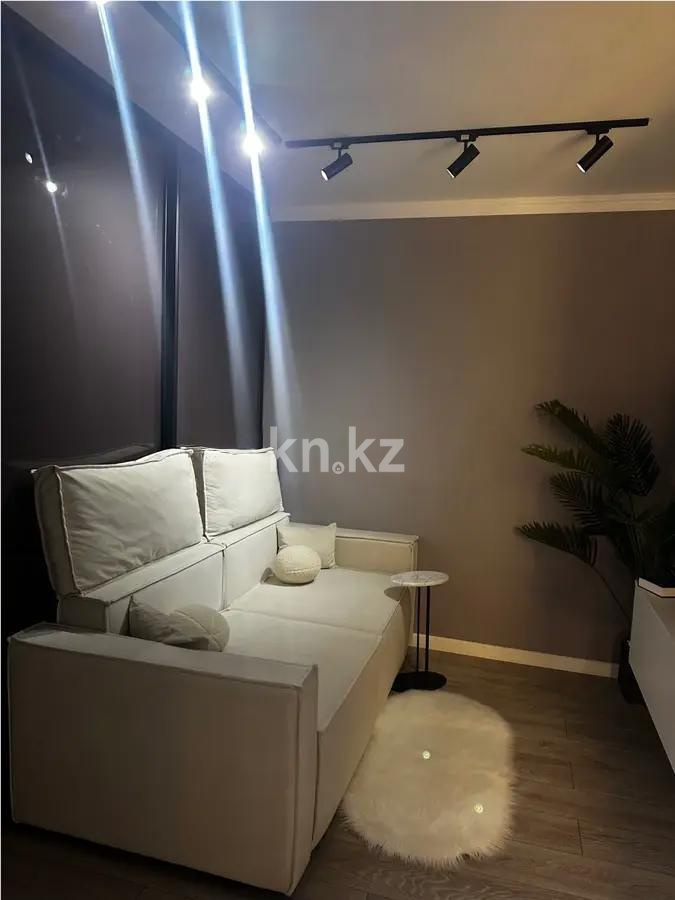 Продажа 2-комнатной квартиры, 41 м², 137 учетный квартал, дом  349 - Продажа квартир в Караганде фото 1 из 7