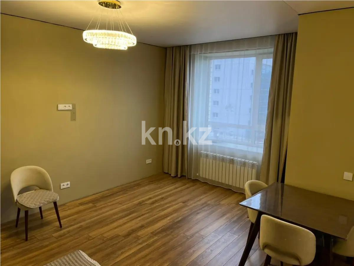 Продажа 1-комнатной квартиры, 40 м², пр. Кабанбай батыра, дом  57/2 - Продажа квартир в Астане без посредников с фото фото 1 из 4