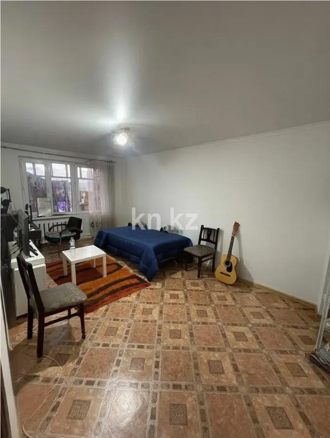 Продажа 3-комнатной квартиры, 61.7 м², ул. Казыбек би, дом  183 - Продажа квартир в Казахстане фото 1 из 6