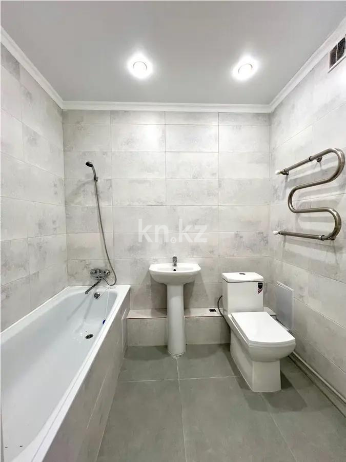 Продажа 2-комнатной квартиры, 69 м², мкр-н Нуркент, дом  82 в Алматы - фото 5