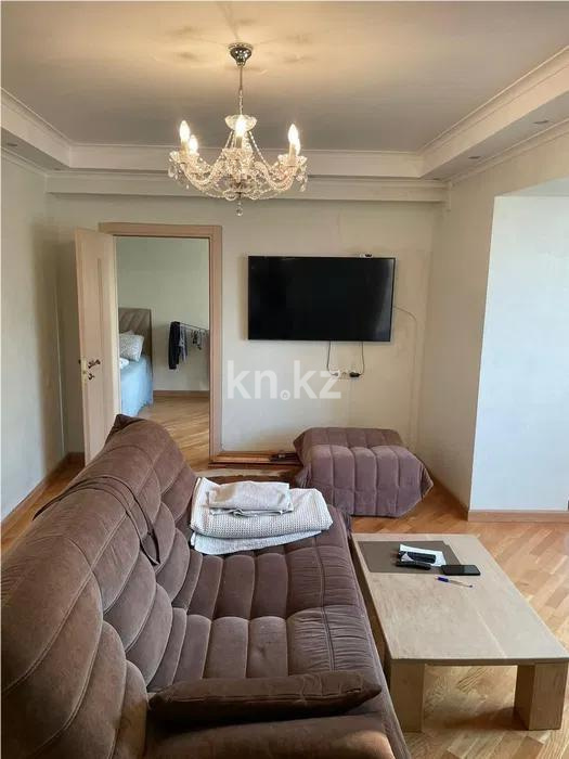 Продажа 3-комнатной квартиры, 56 м², мкр-н 4, дом  10 - Продажа квартир в Алматы фото 1 из 4