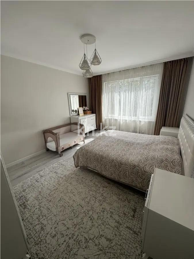 Продажа 2-комнатной квартиры, 76.3 м², мкр-н Аксай-4, дом  121 в Алматы - фото 2