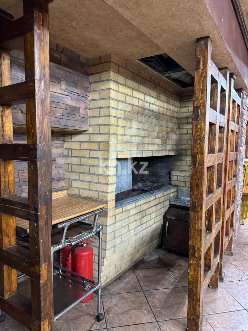 Продажа помещения, 383.3 м² - Продажа офисных и торговых помещений в Караганде фото 9 из 22