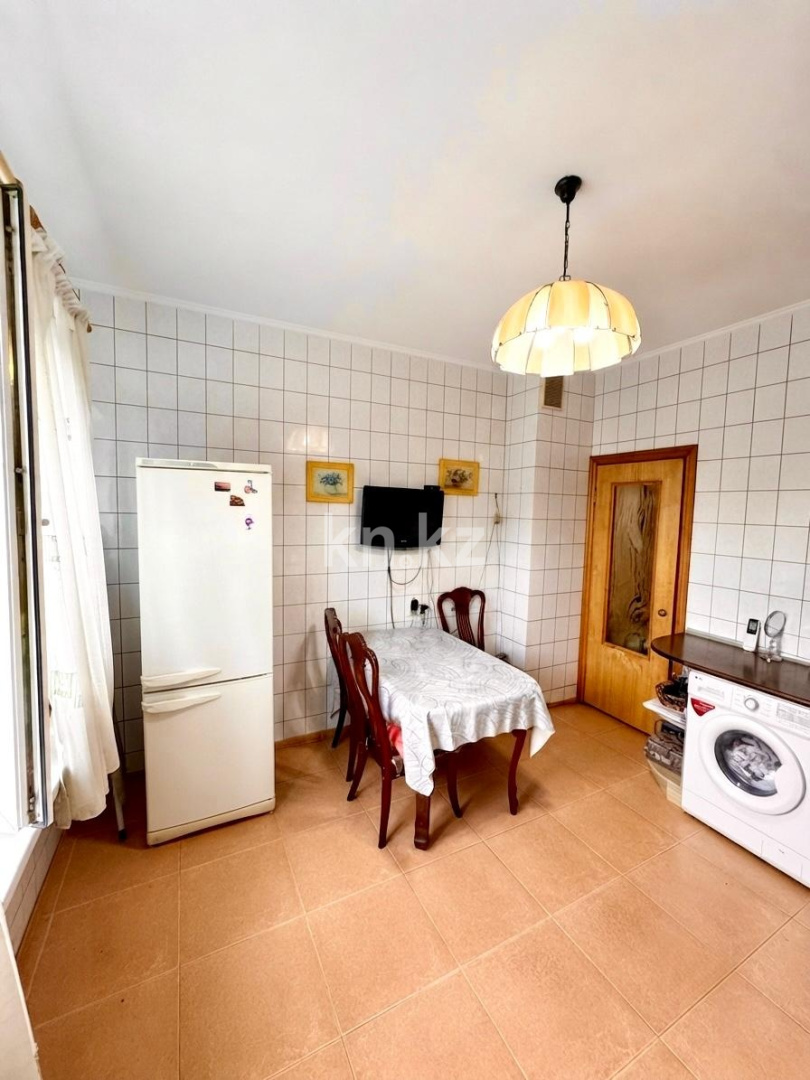 Продажа 3-комнатной квартиры, 72 м² в Алматы - фото 3