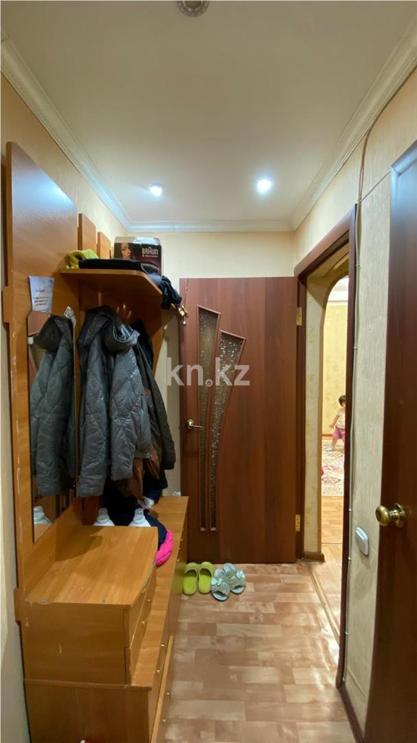 Продажа 2-комнатной квартиры, 42 м², мкр-н 17 в Караганде - фото 9