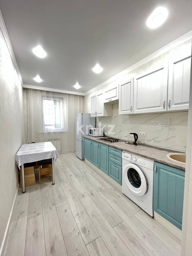 Аренда 2-комнатной квартиры, 67 м² в Астане