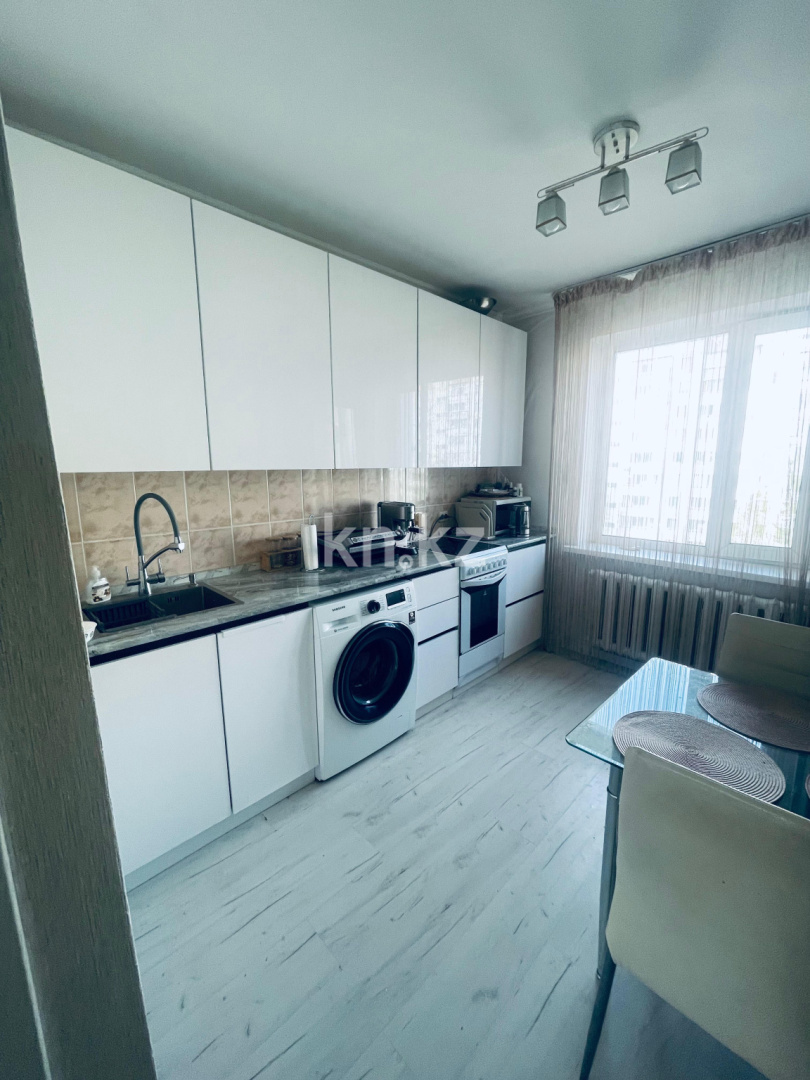 Продажа 2-комнатной квартиры, 53 м², мкр-н Голубые Пруды - Продажа квартир в Караганде фото 1 из 7