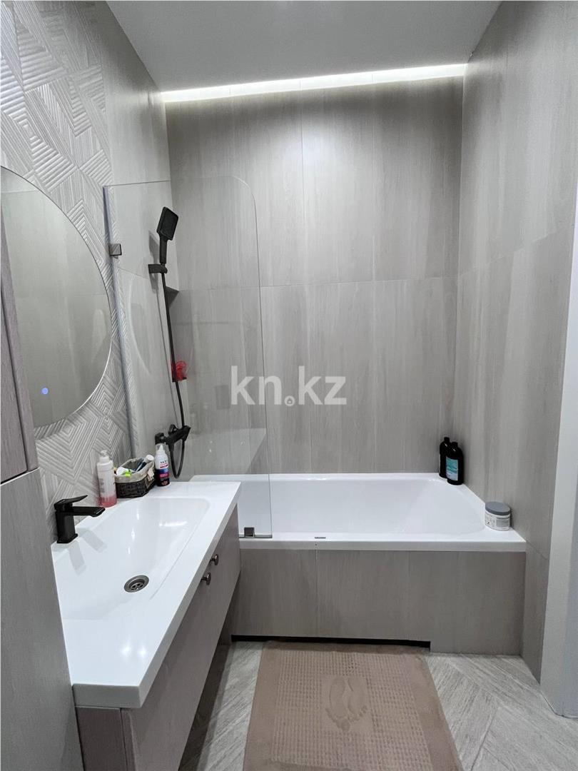 Продажа 4-комнатной квартиры, 125 м², ул. Ашимова, дом  13 - Продажа  четырехкомнатных квартир в Караганде фото 46 из 55