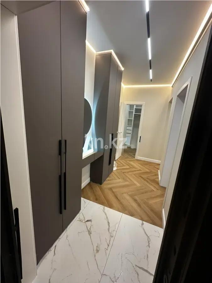 Продажа 1-комнатной квартиры, 40 м², ул. Сыпыра жырау, дом  27 в Астане - фото 5