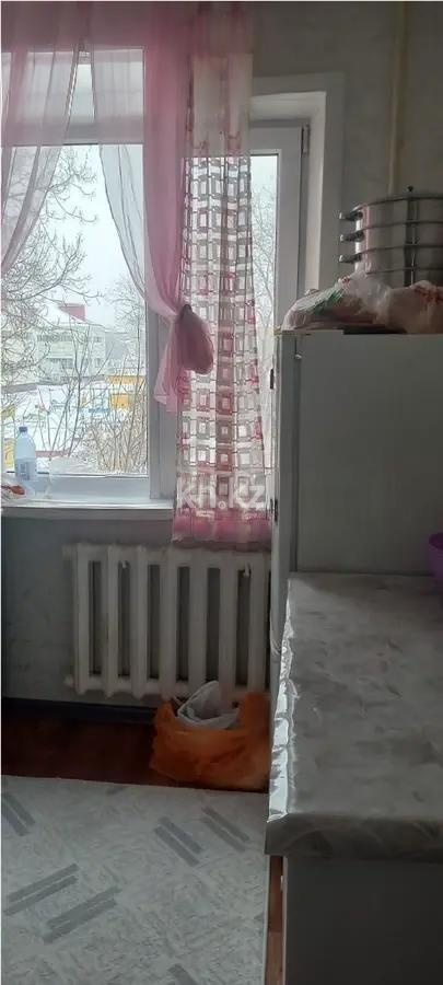 Продажа 4-комнатной квартиры, 62 м², мкр-н 23, дом  31 в Караганде - фото 4