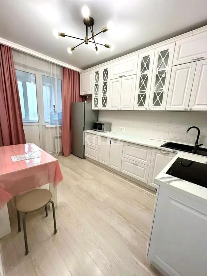 Продажа 1-комнатной квартиры, 36 м², пр. Аль-Фараби, дом  40/2 в Астане - фото 2