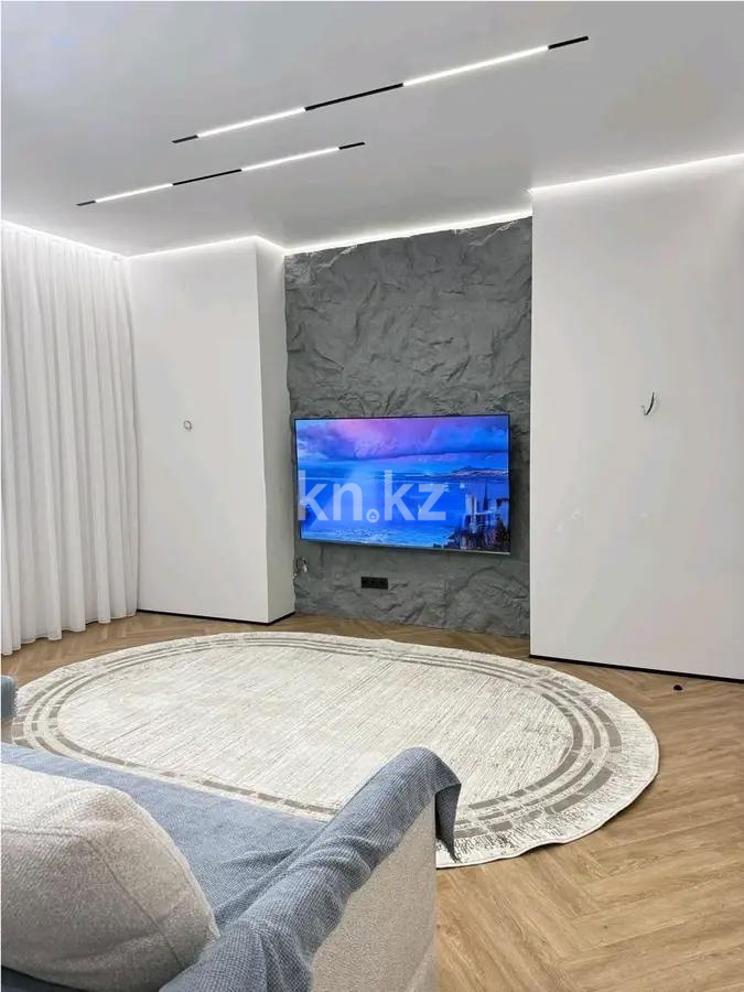 Продажа 5-комнатной квартиры, 131 м², ул. Райымбек батыра, дом  54 - Продажа  пятикомнатных квартир в Астане без посредников фото 1 из 6