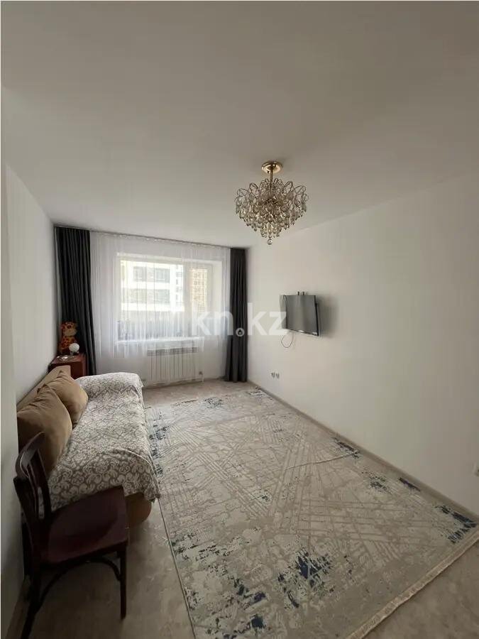 Продажа 1-комнатной квартиры, 35 м² в Астане