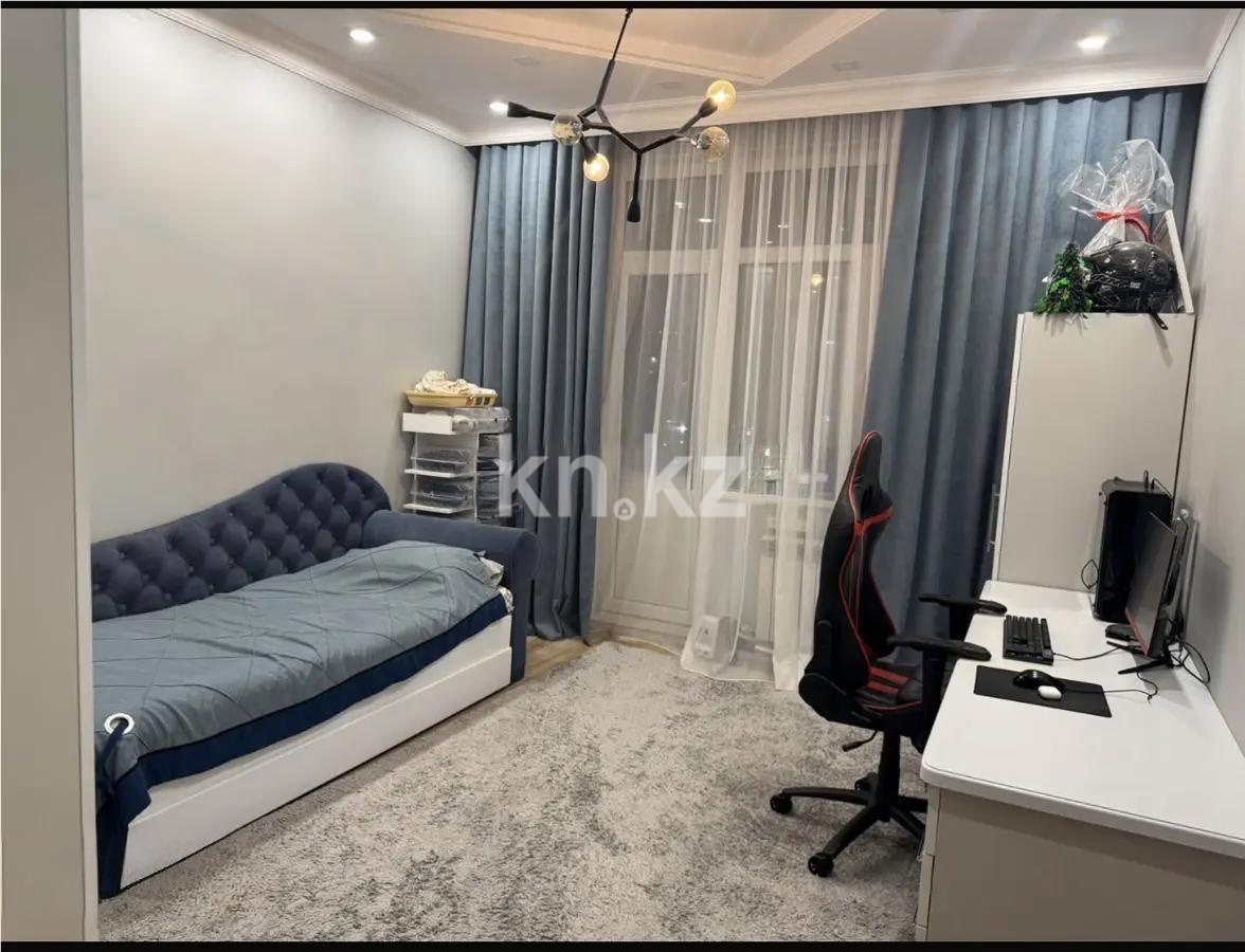 Продажа 4-комнатной квартиры, 122.7 м² в Астане - фото 4