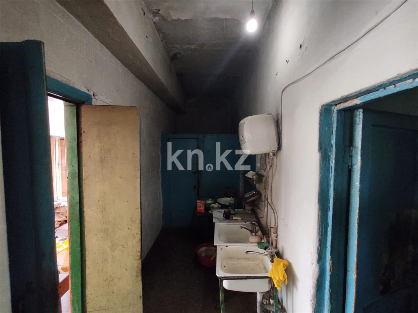 Продажа , 195 м², ул. Карпатская, дом  31 - Продажа офисных и торговых помещений в Караганде фото 14 из 14