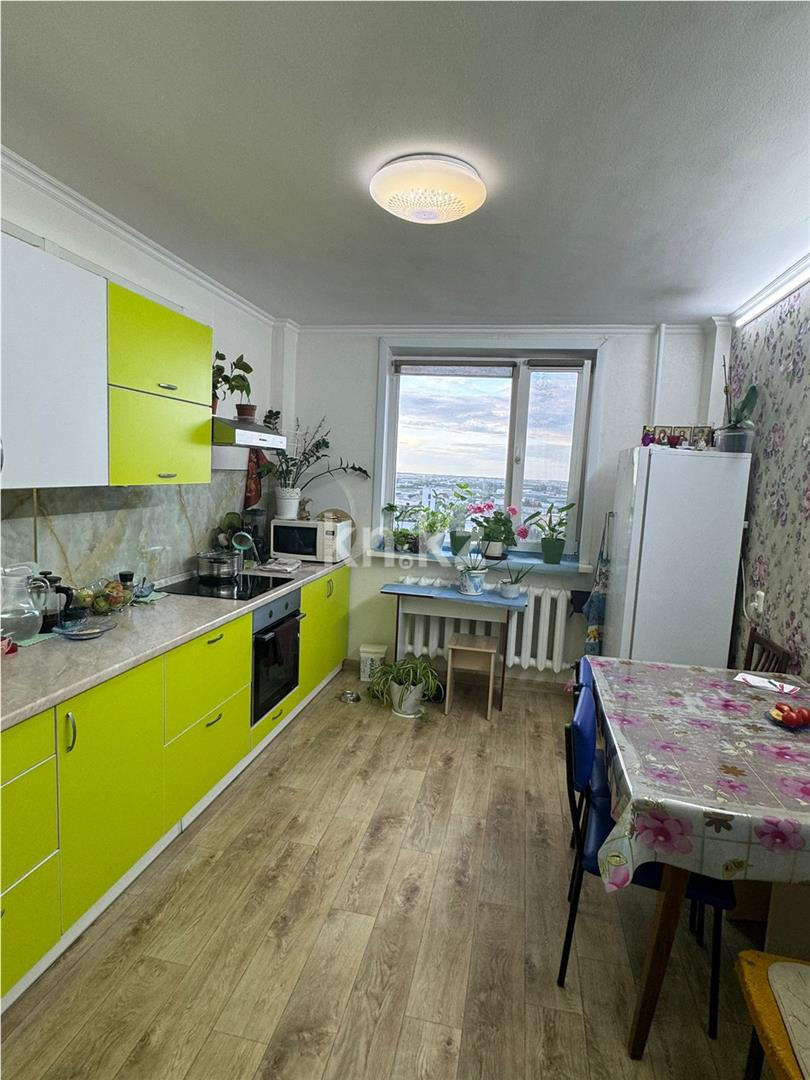 Продажа 1-комнатной квартиры, 52.4 м², ул. Кенесары - Продажа квартир в Астане фото 1 из 8
