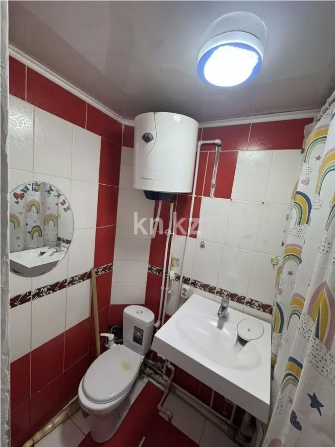 Продажа 3-комнатной квартиры, 62 м², мкр-н 11а, дом  14 в Караганде - фото 5