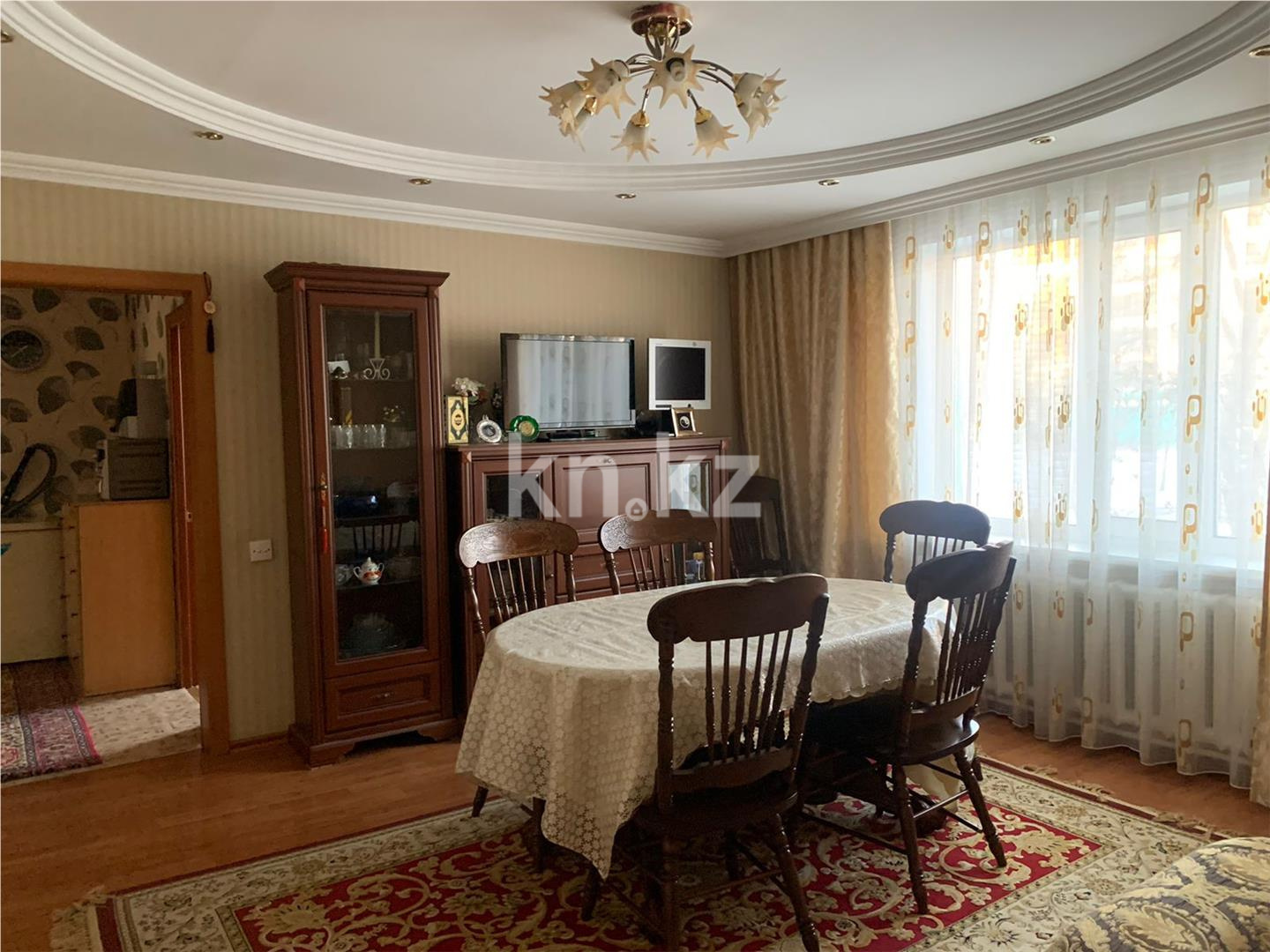 Продажа 4-комнатной квартиры, 77 м², ул. Таттимбета в Караганде