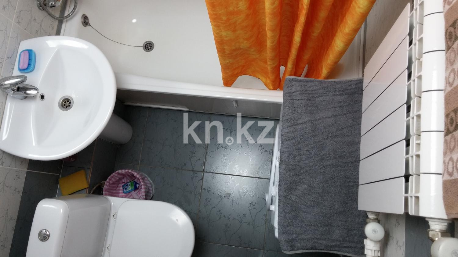 Аренда 1-комнатной квартиры посуточно, 33 м², пр. Бухар-жырау, дом  72 в Караганде - фото 14